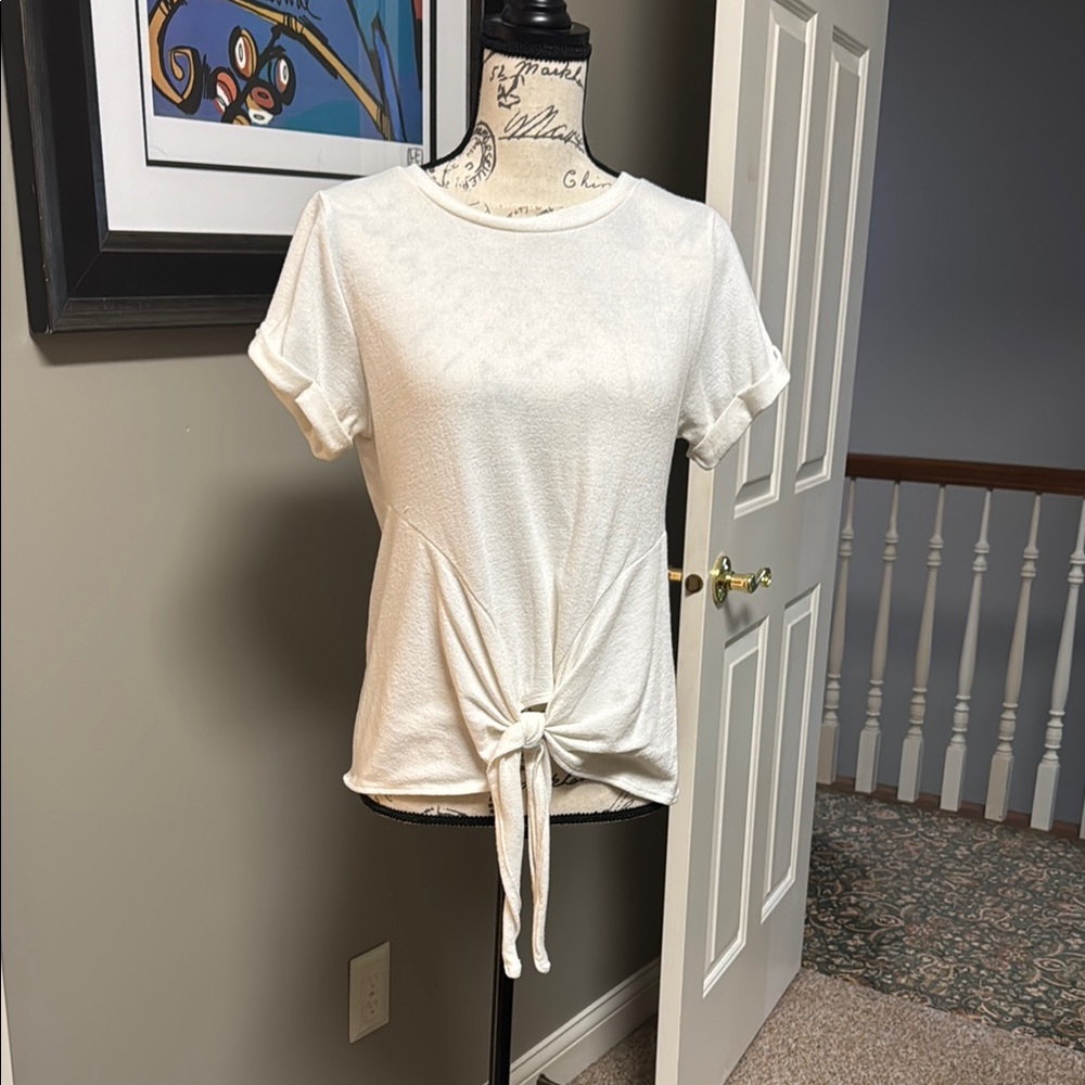 Elegant Cream Tie-Front Women's Top
